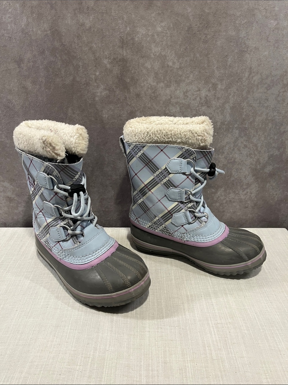 Sorel Kids Light Blue Plaid Winter Boots with Gray Toe and Purple Trim size 3